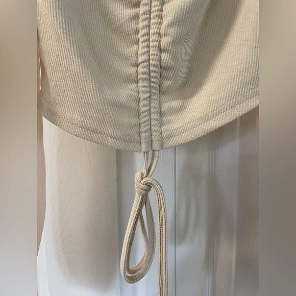 SHEIN Beige Drawstring Crop Top - Picture 3 of 6